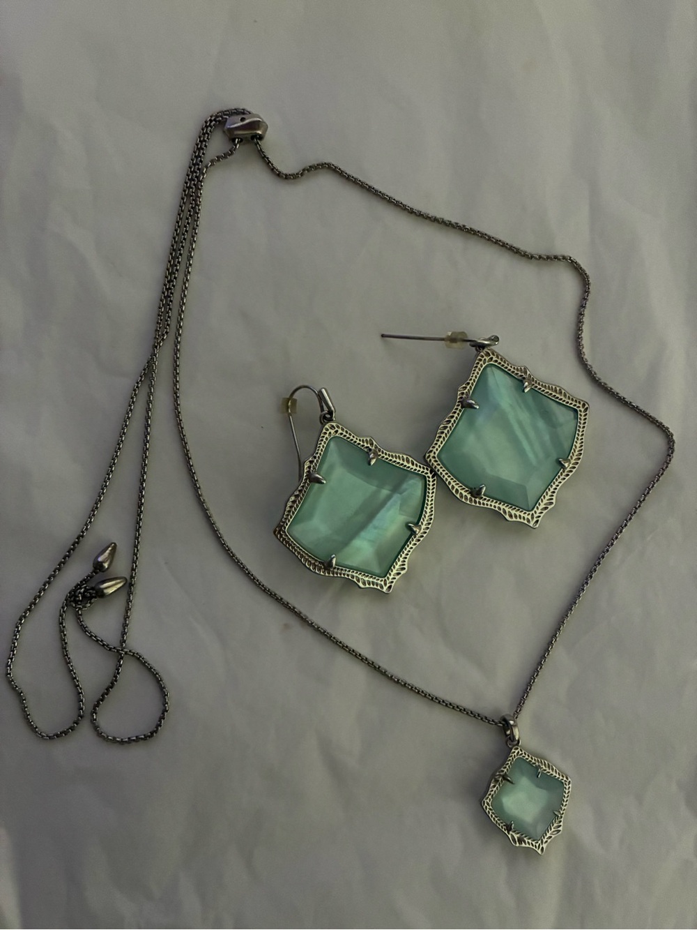 Kendra Scott Kirsten and Alex set